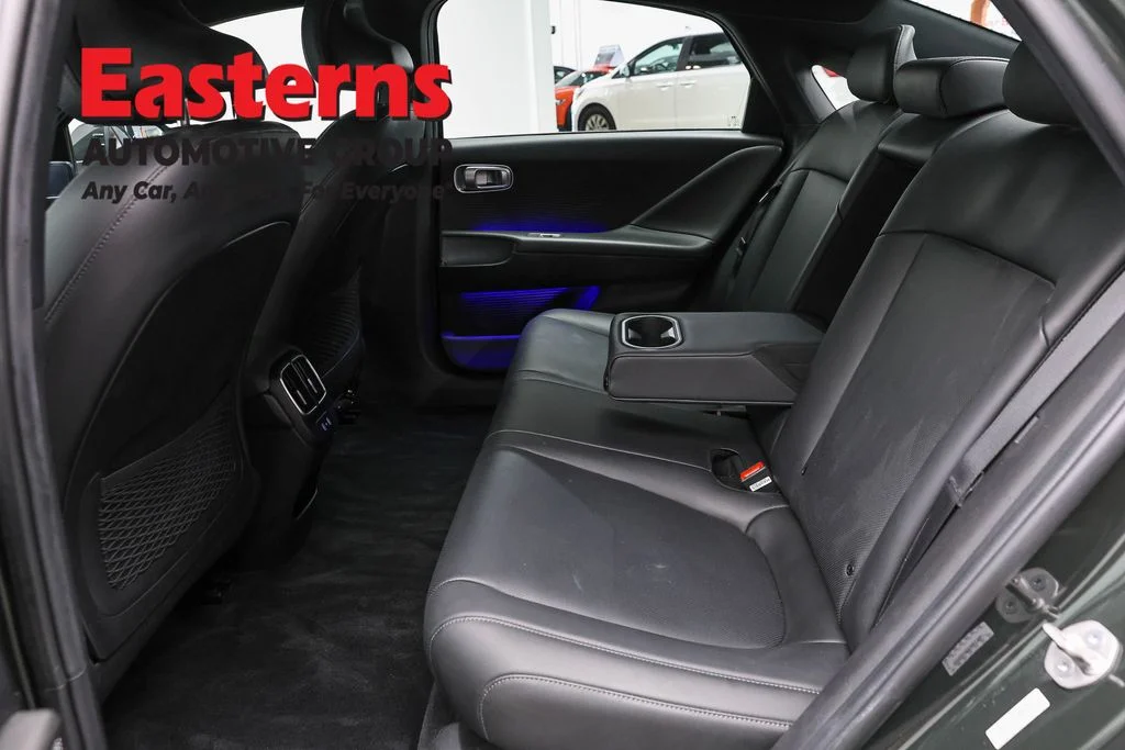 Used 2023 Green Hyundai SEL image 21