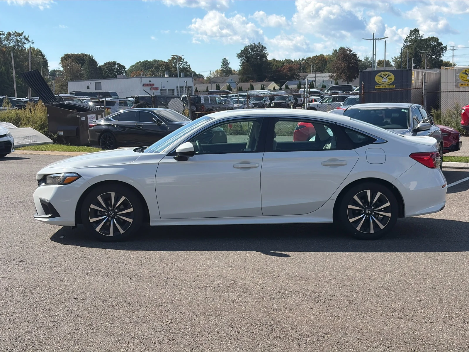 Used 2024 Platinum White Pearl Honda EX image 2