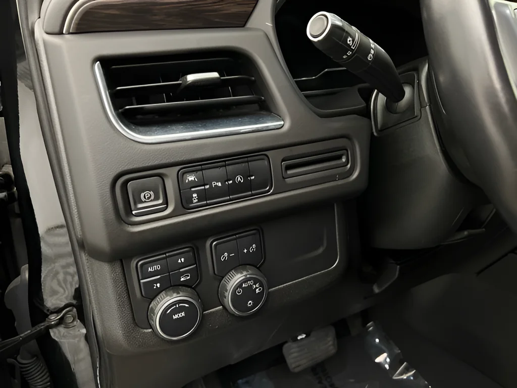 Used 2023 Black Chevrolet LT image 11