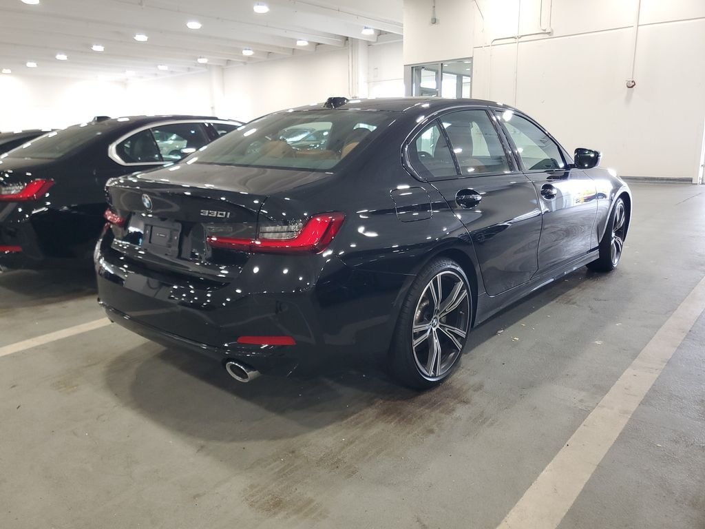Certified Used 2023 Black Sapphire Metallic BMW 330i image 3