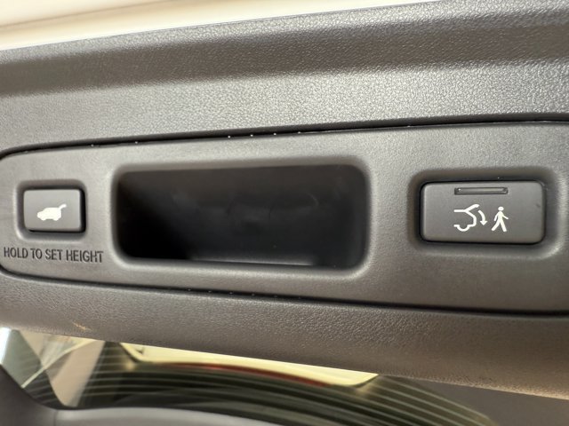 New 2026 Platinum White Pearl Acura BASE image 33