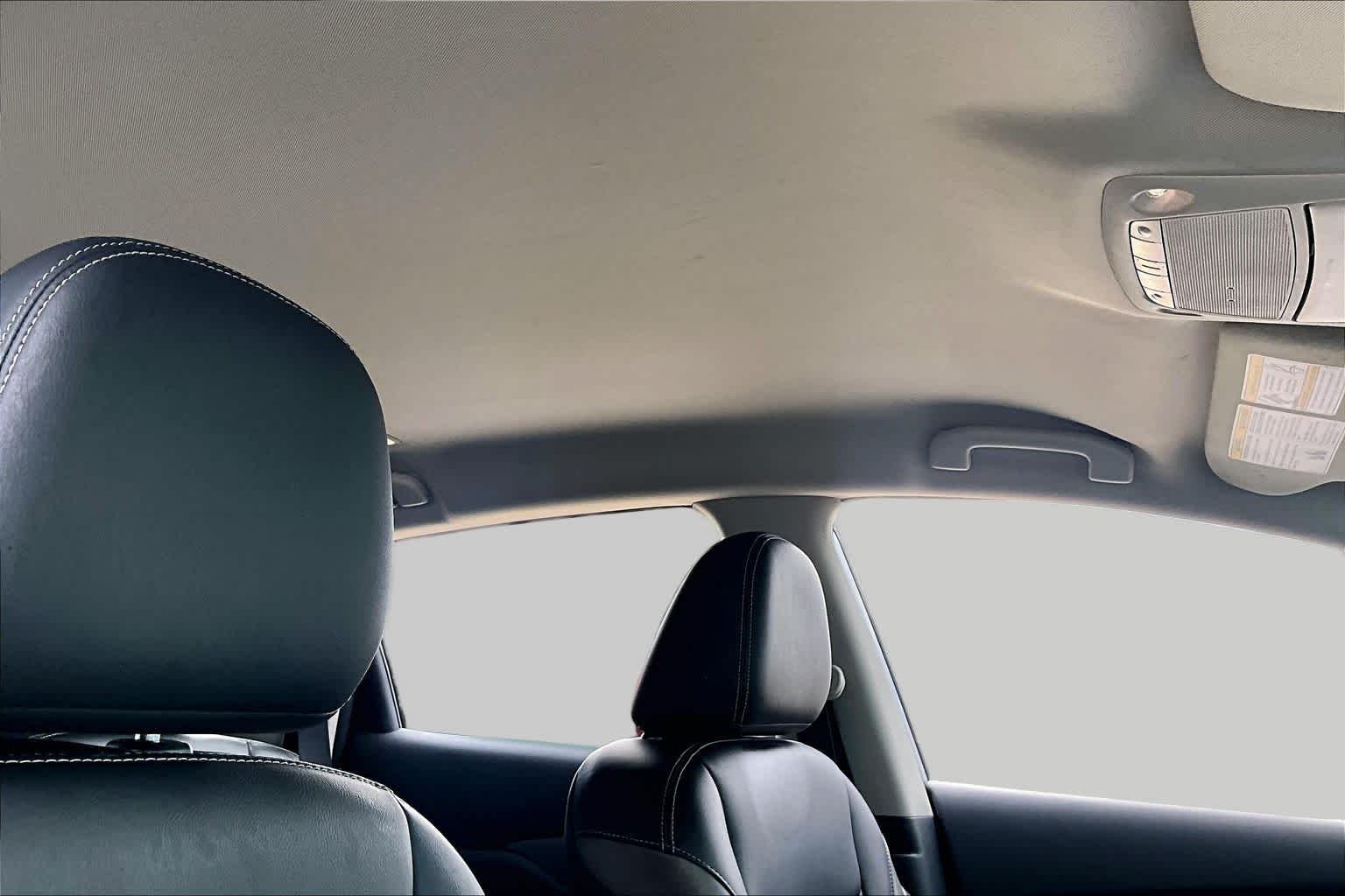 Used 2020 Gun Metallic Nissan SL image 14