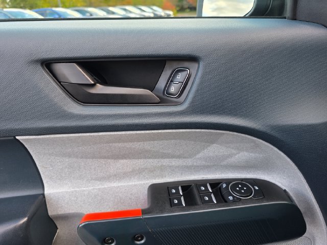 Used 2023 Shadow Black Ford XLT image 26