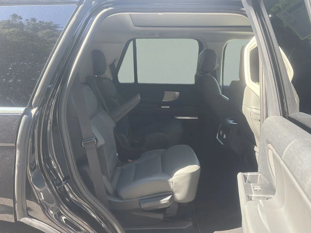 New 2026 Agate Black Metallic Ford Active image 51