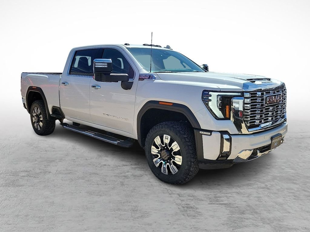 2025 GMC Sierra 4WD Crew Cab Standard Box Denali's photo