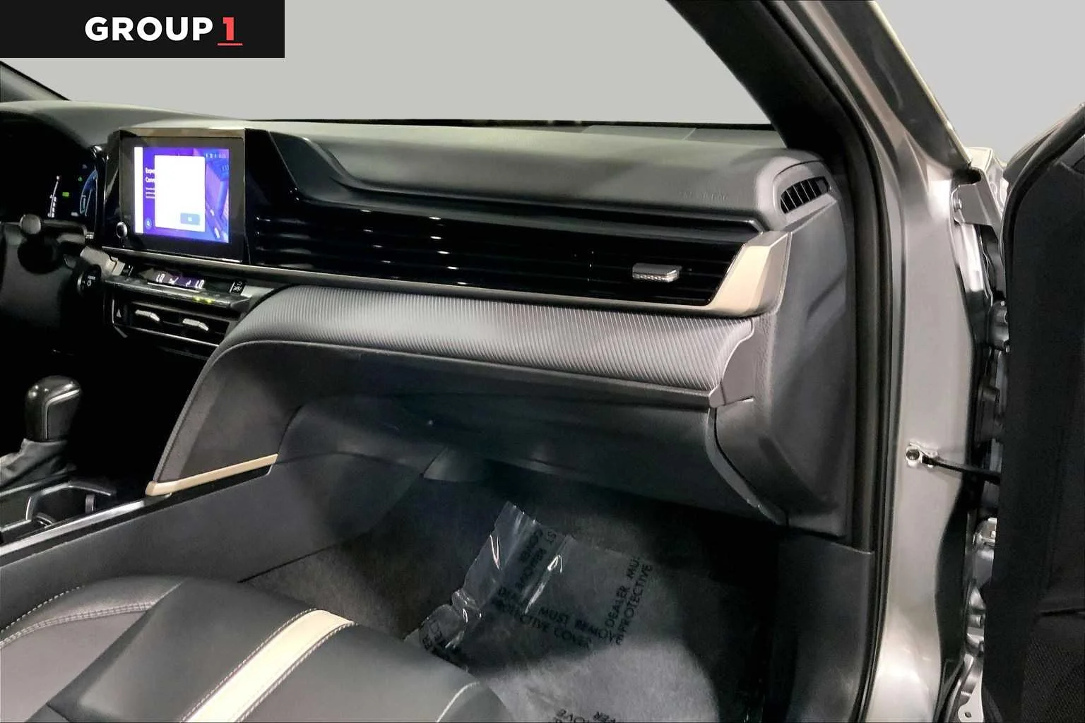 Certified Used 2025 Heavy Metal Toyota SE image 19