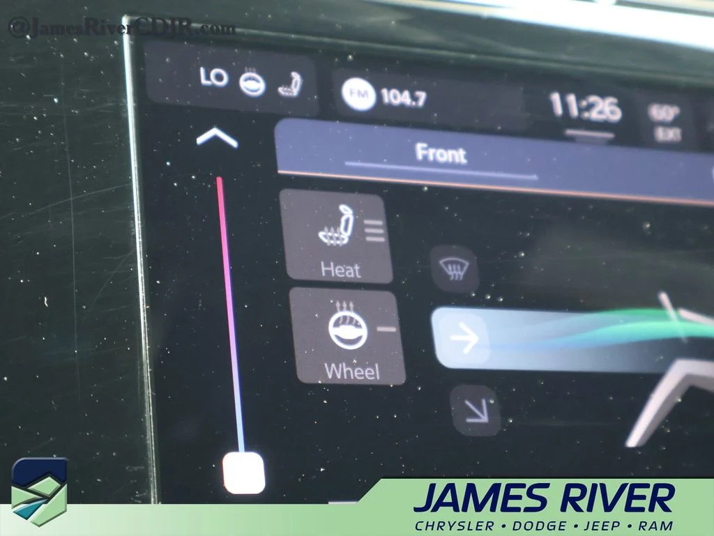Used 2024 Silver Jeep Altitude image 36