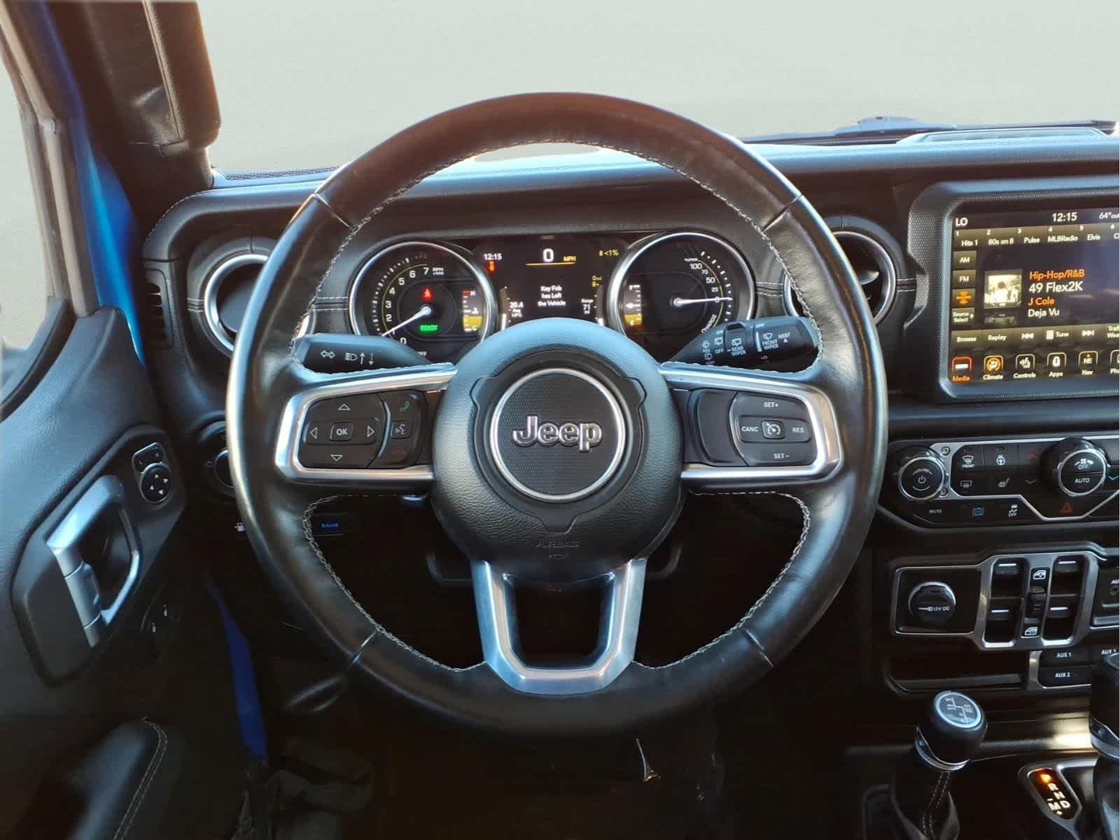 Used 2022 Hydro Blue Pearlcoat Jeep Unlimited Sahara image 18