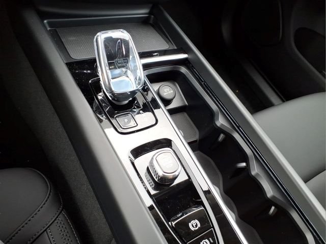 New 2026 Forest Lake Volvo Plus image 20