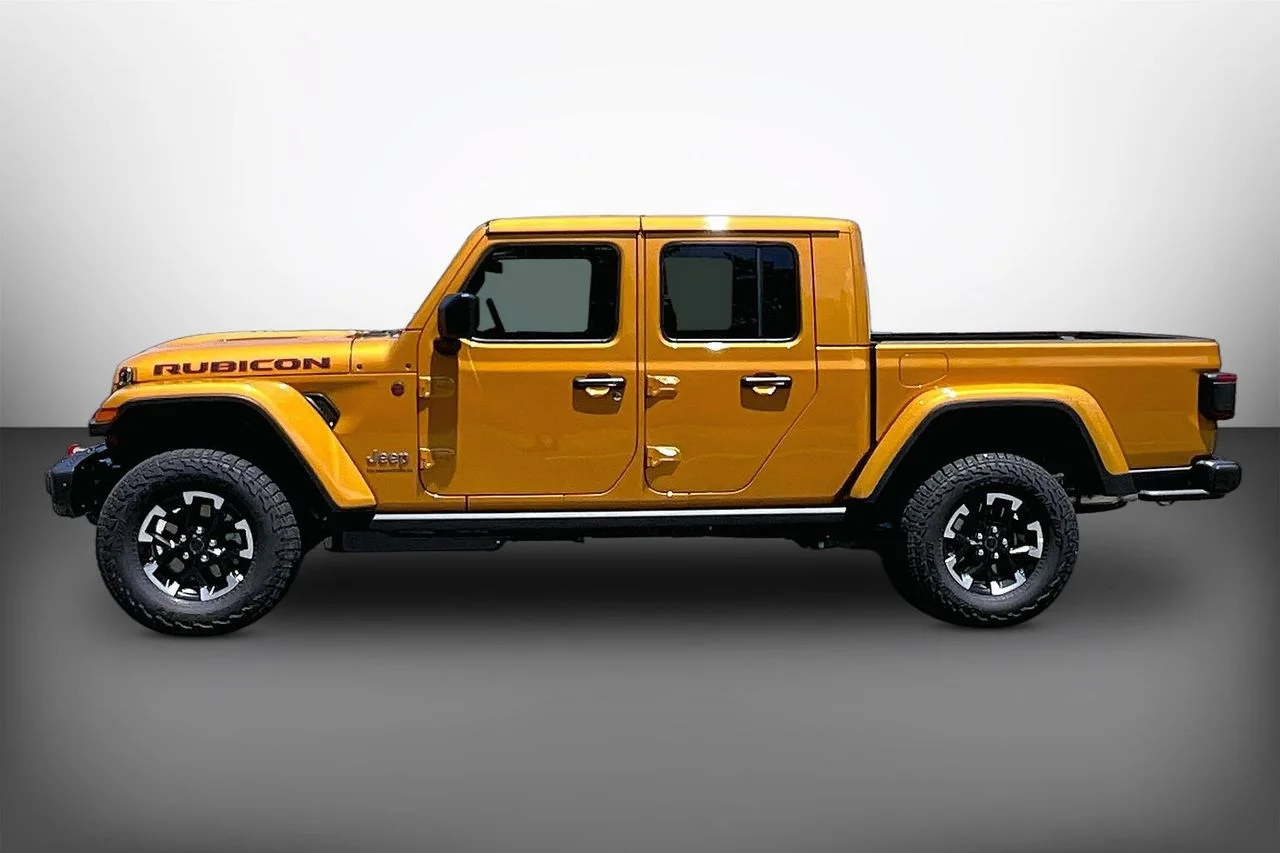 New 2026 Goldilocks Exterior Paint Jeep Rubicon X image 5