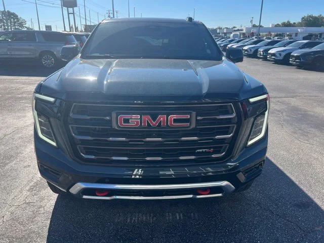 Used 2026 Midnight Pine GMC AT4 Ultimate image 9