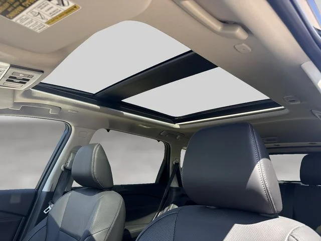 2025 Nissan Rogue Platinum - Photo 15