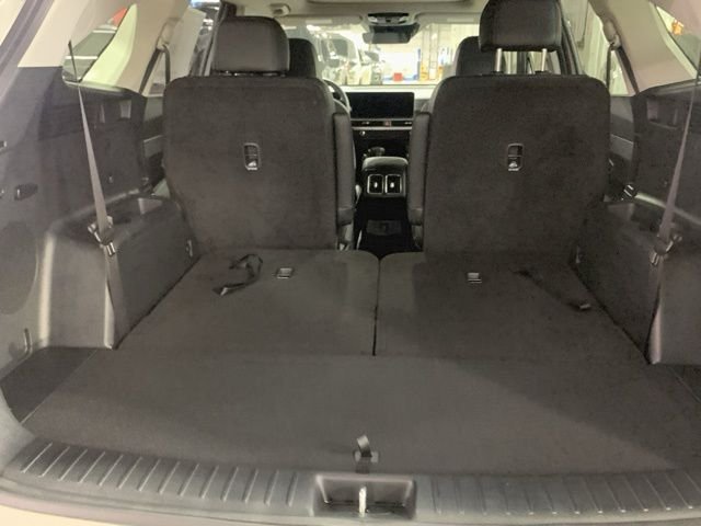 Used 2026 White Kia X-Line EX image 15
