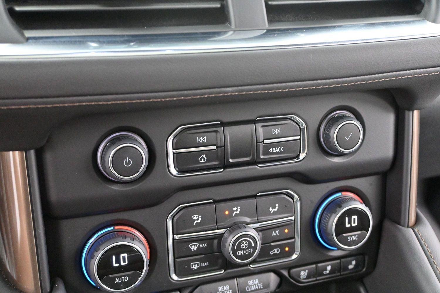 Used 2024 Iridescent Pearl Tricoat Chevrolet High Country image 21