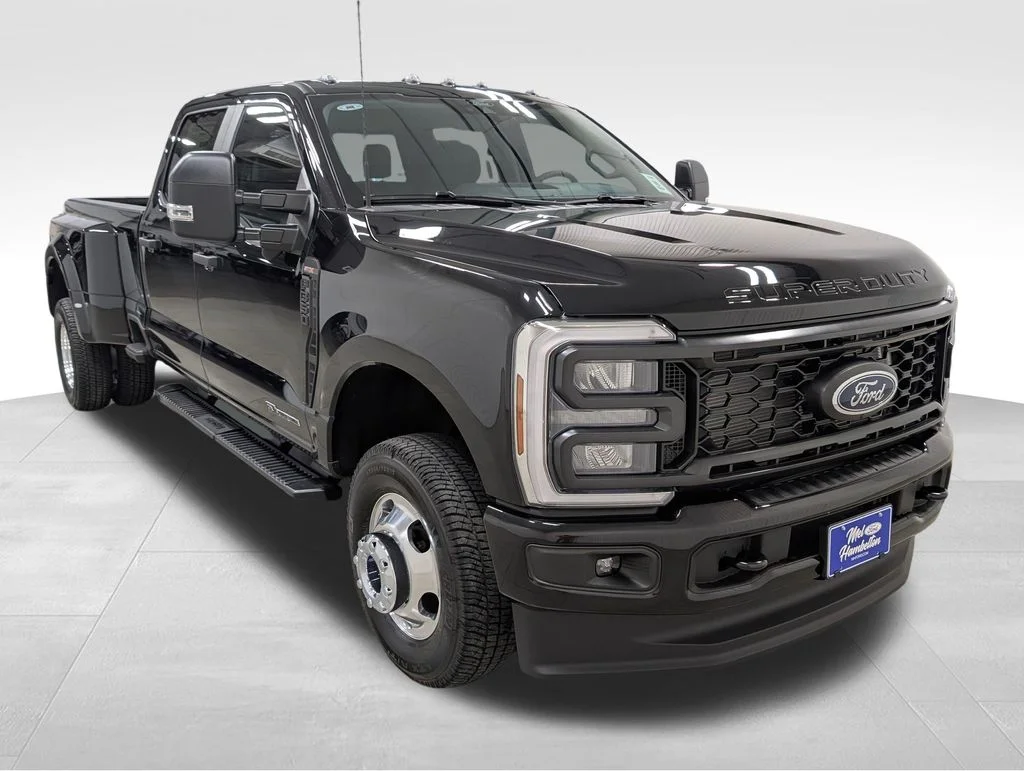 New 2026 Agate Black Metallic Ford F-350® XL image 22