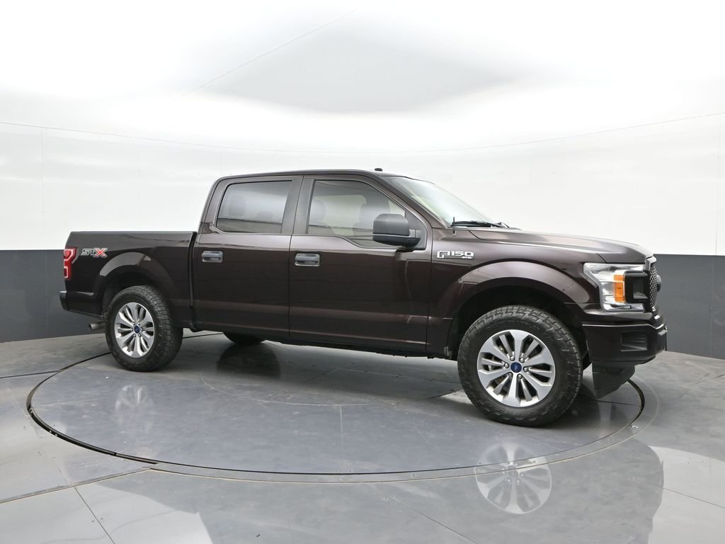 Used 2018 Red Ford XL image 17
