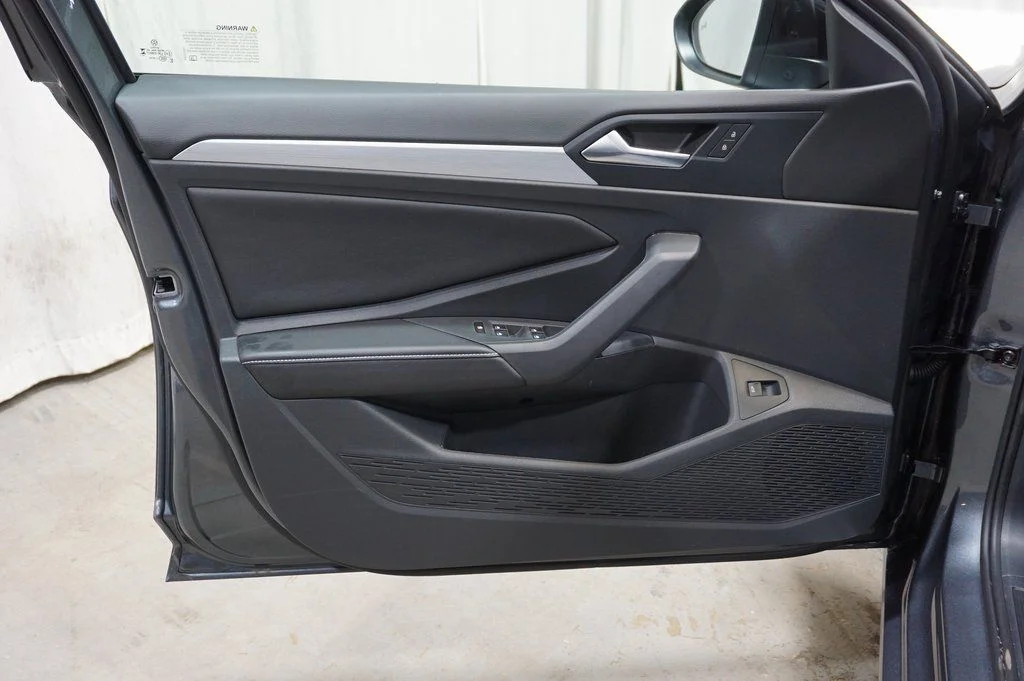 New 2026 Gray Volkswagen 1.5T Sport image 21