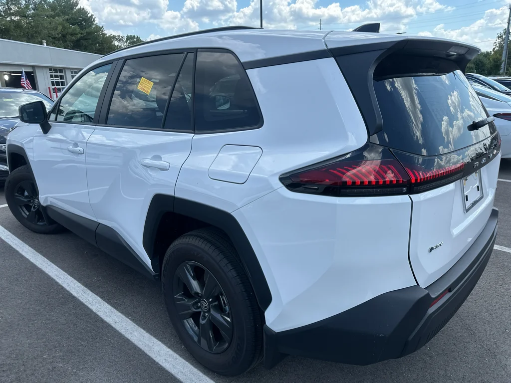 Used 2026 Ice Cap Toyota LE image 3