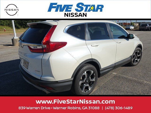 Used 2018 White Honda Touring image 4