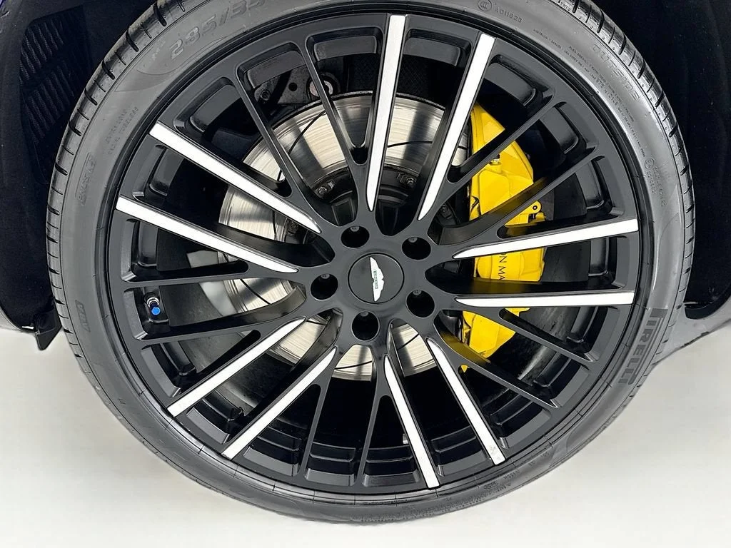 Used 2023 Total price does not include government fees, titling fee, taxes, and any finance charges. Price is Aston Martin  image 29