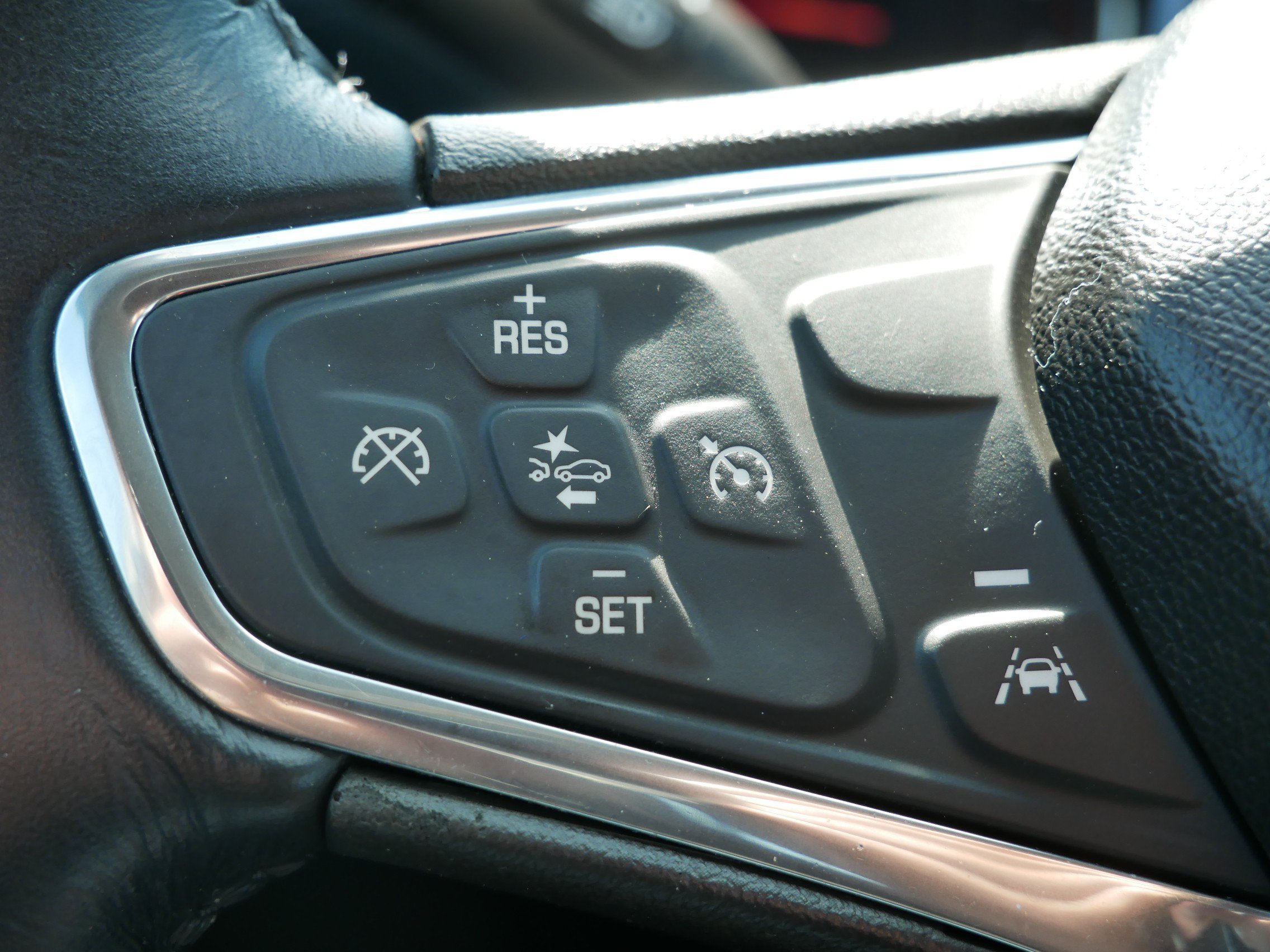 Used 2017 Arctic Blue Metallic Chevrolet LT image 20