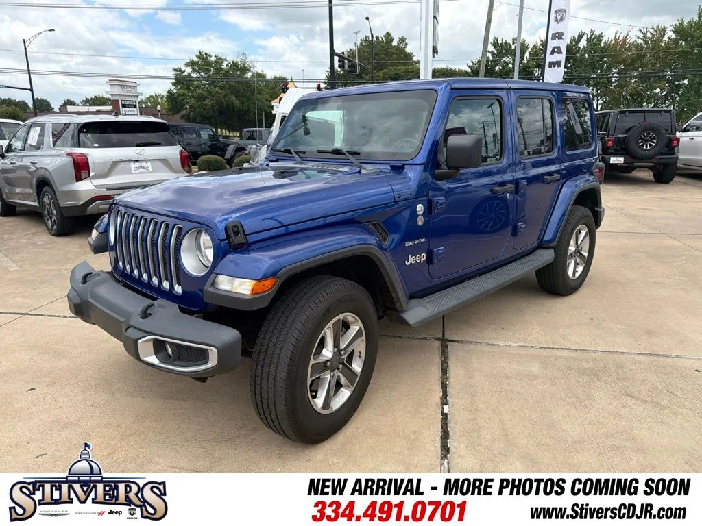 Used 2018 Blue Jeep Unlimited Sahara image 4