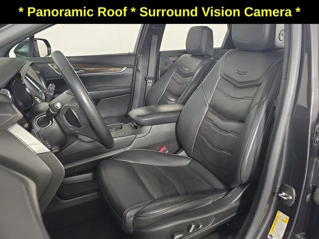 Used 2018 DARK GRANITE METALLIC Cadillac Platinum AWD image 22