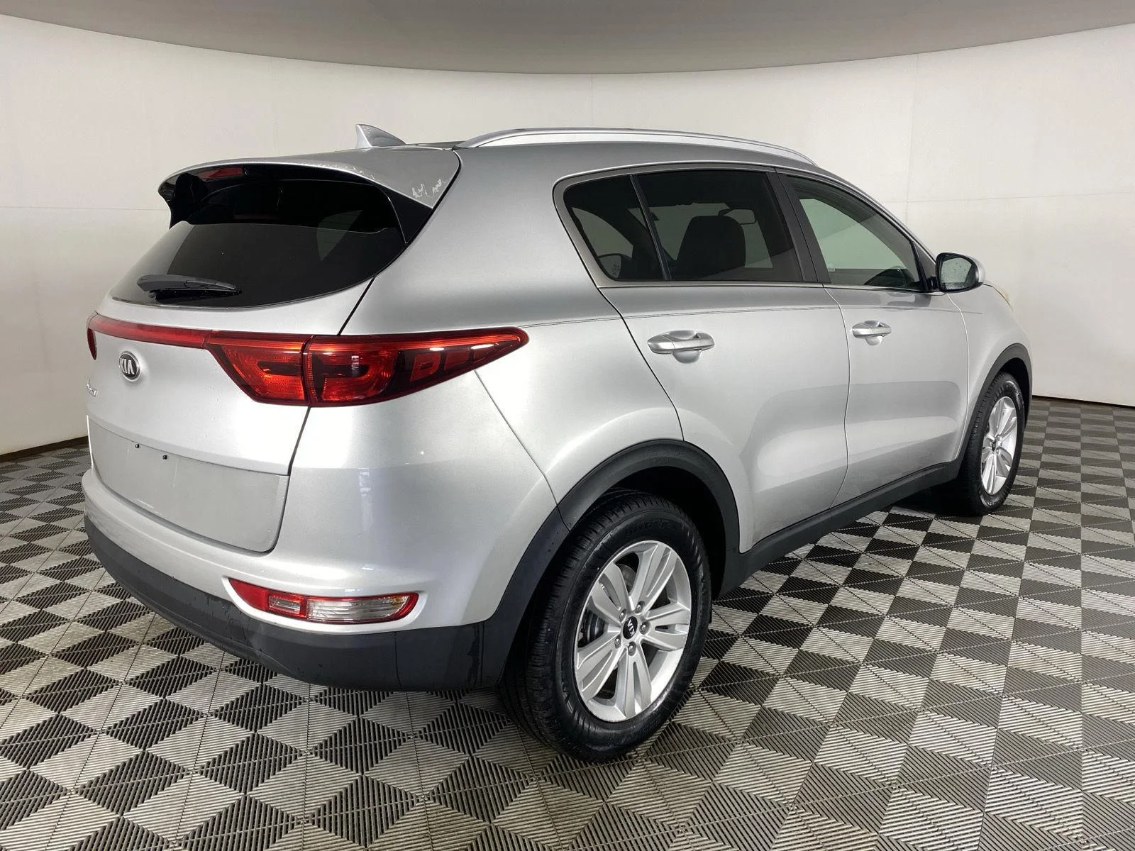 Used 2019 Other Kia LX image 7