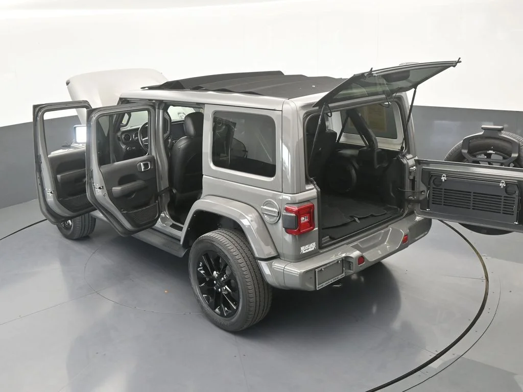 Used 2022 Sting-Gray Clearcoat Jeep Unlimited Sahara High Altitude image 71