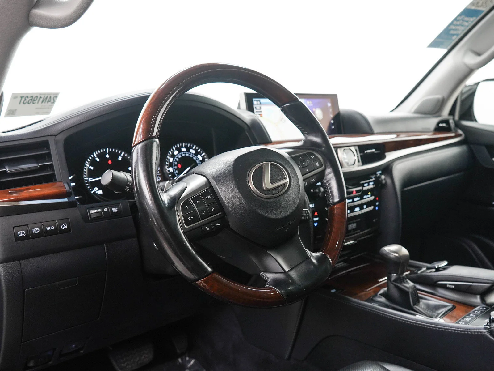 Used 2018 Silver Lexus 570 image 29