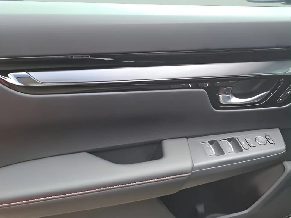 New 2027 Meteorite Gray Metallic Honda Sport Touring image 23