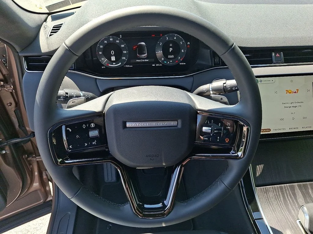 Certified Used 2026  Land Rover S image 15