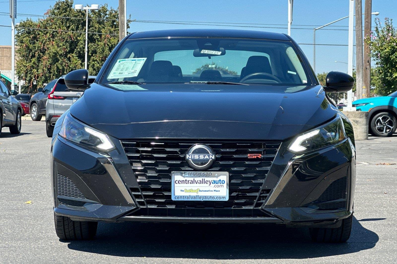 Used 2024 Super Black Nissan 2.5 SR image 9