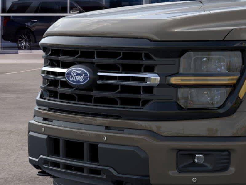 New 2026 Marsh Gray Ford XLT image 17