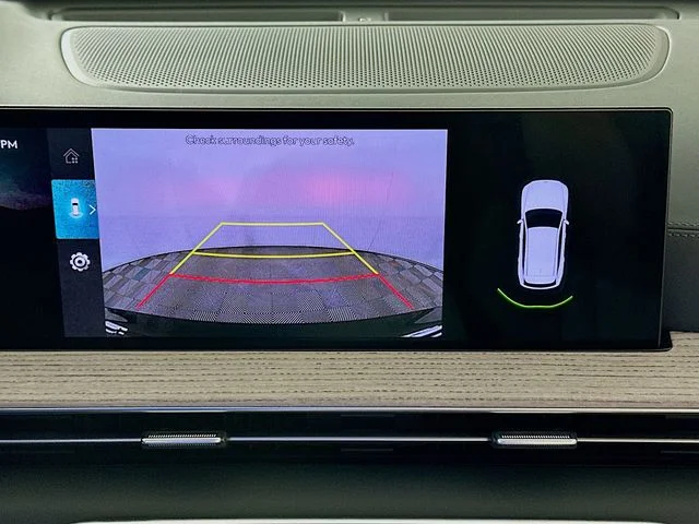 New 2026 Gray Genesis 2.5T Select image 18