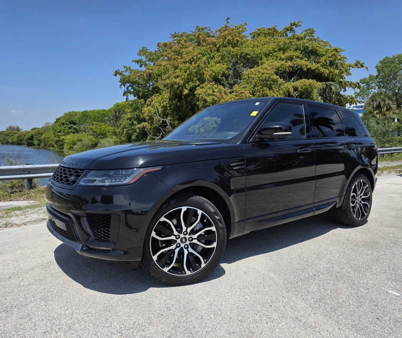 2021 Land Rover Range Rover Sport HSE Silver Edition