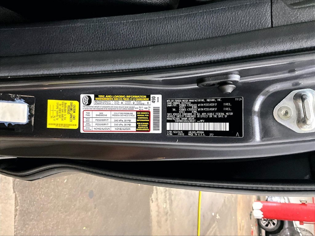 Used 2025 Magnetic Gray Metallic Toyota XLE image 35