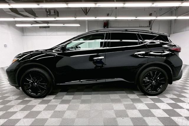 Used 2024 Super Black Nissan SL image 14