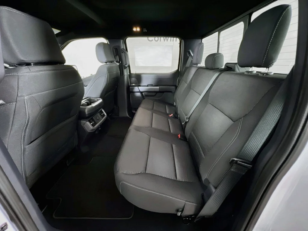 New 2026 Oxford White Ford XLT image 26