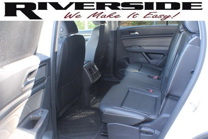 Used 2023 White Volkswagen 3.6L V6 SE w/Technology image 14