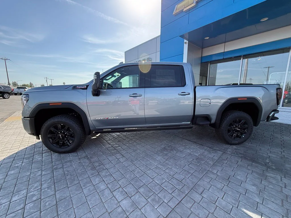 New 2026 Sterling Metallic GMC AT4 image 7