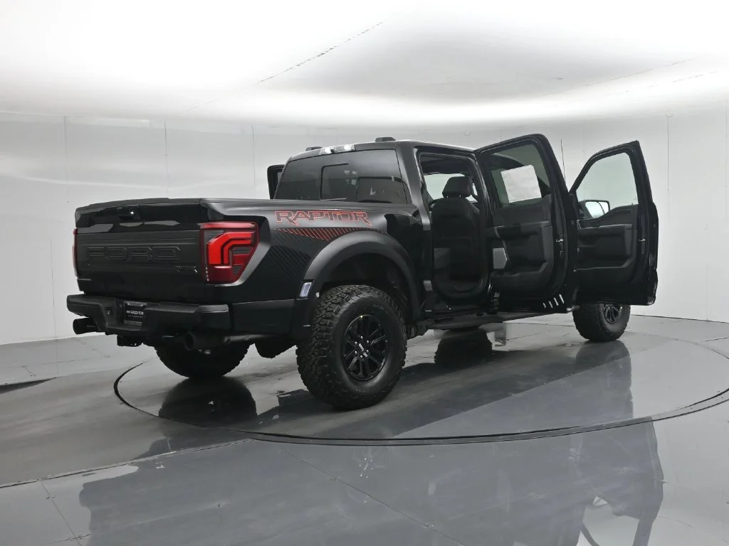 New 2026 Agate Black Metallic Ford Raptor image 33