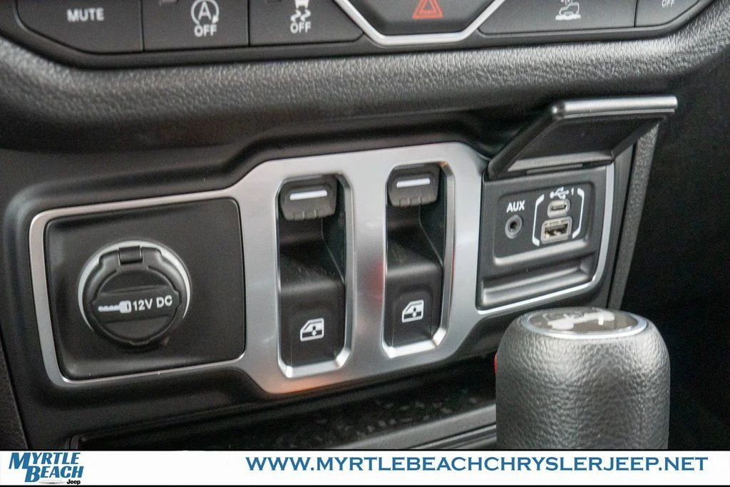 New 2026 Reign Exterior Paint Jeep Sport S image 23