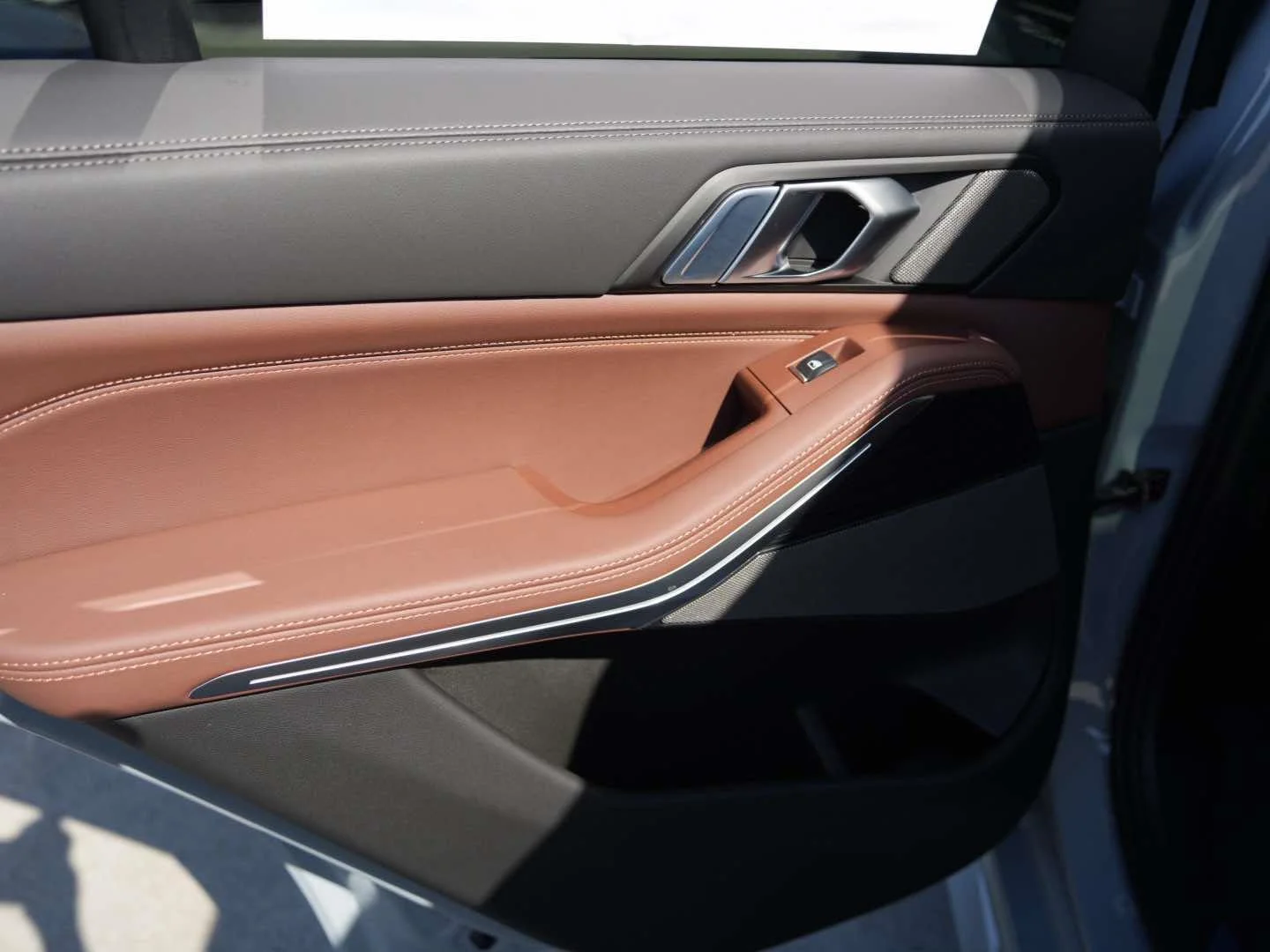 New 2026 Brooklyn Grey Metallic BMW xDrive40i image 8