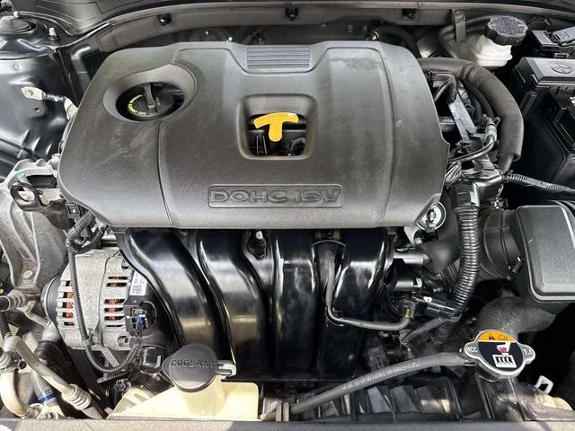 Used 2021 Gray Kia LXS image 12