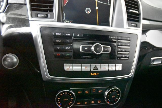 Used 2016  Mercedes-Benz GL 450 image 24