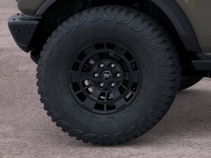 New 2026 Marsh Gray Ford Badlands image 22