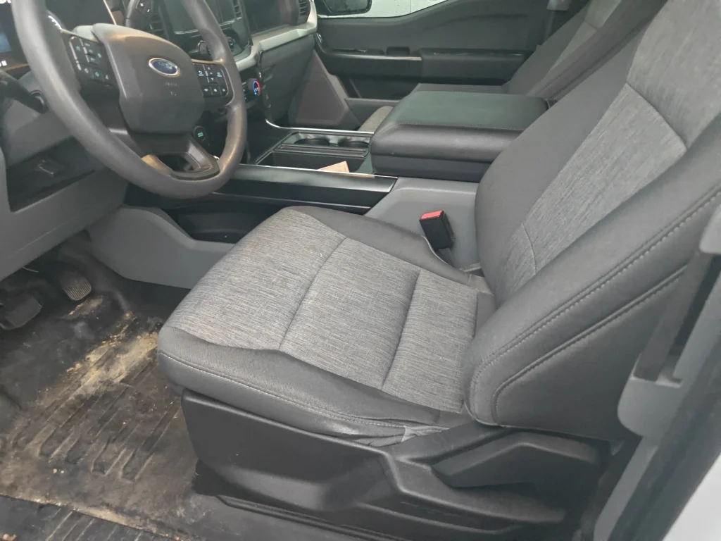 Used 2023 Oxford White Ford XL image 2