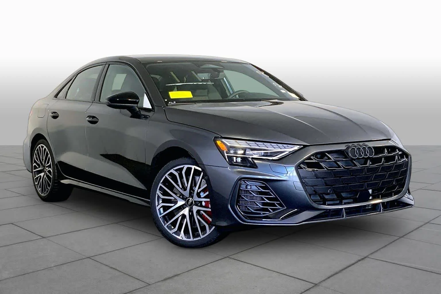 New 2026 Daytona Gray pe Audi  image 2