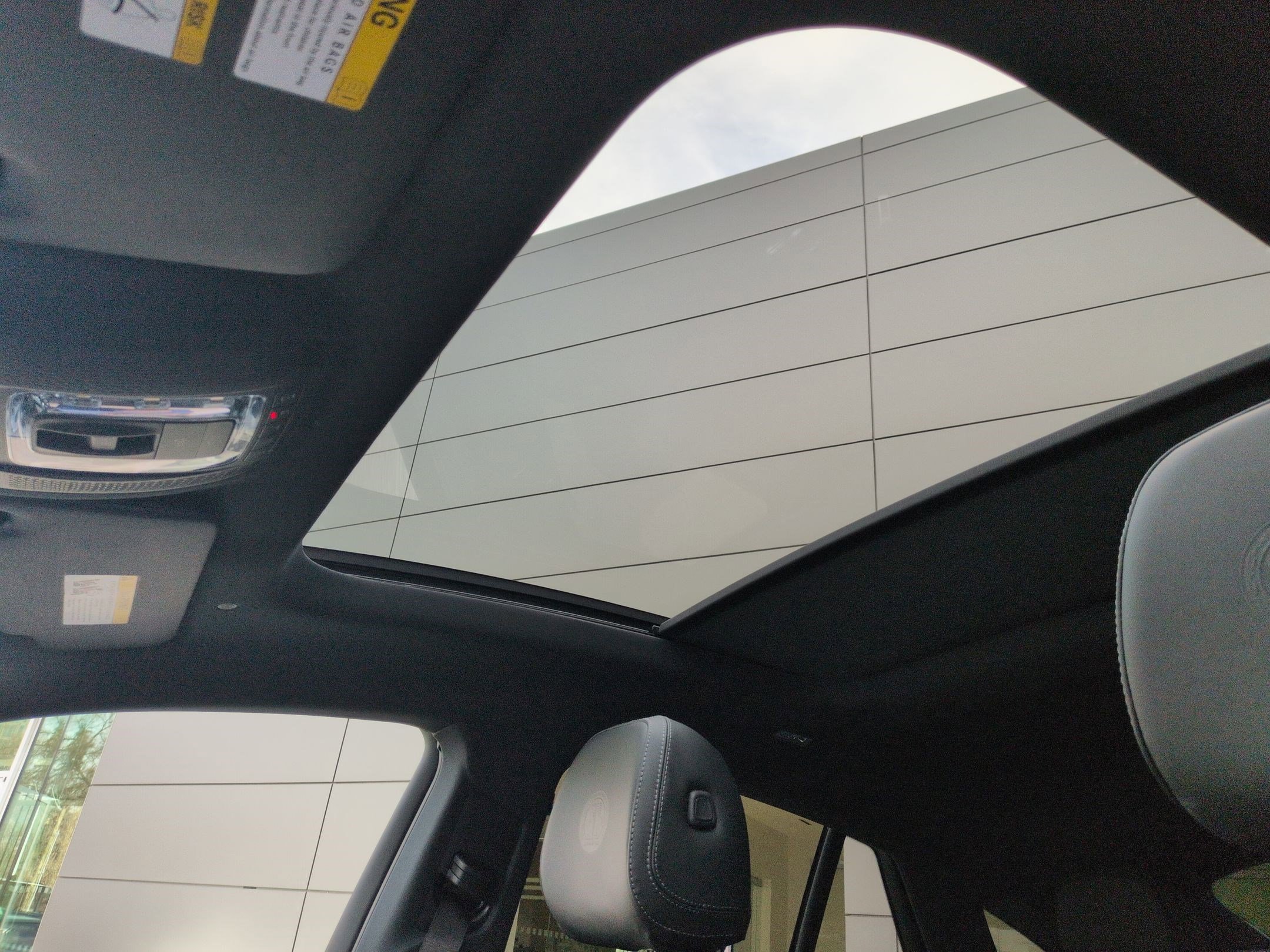 New 2026 MANUFAKTUR Alpine Grey Mercedes-Benz AMG® GLE 53 image 33
